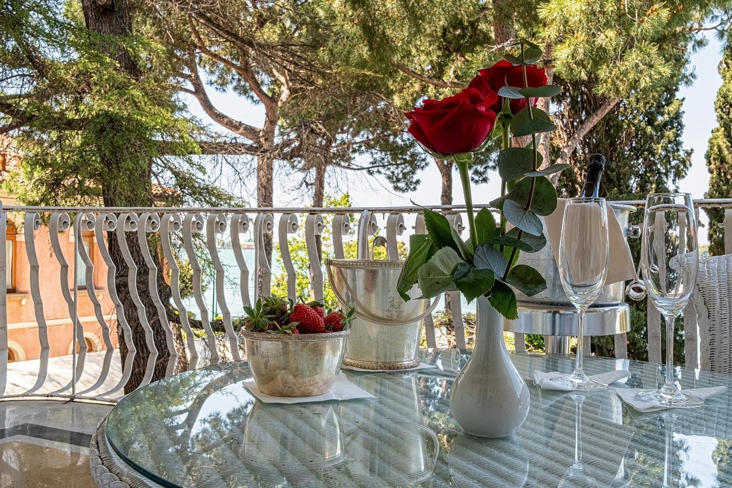 Hotel Villa Mabapa Венеция-Лидо Экстерьер фото